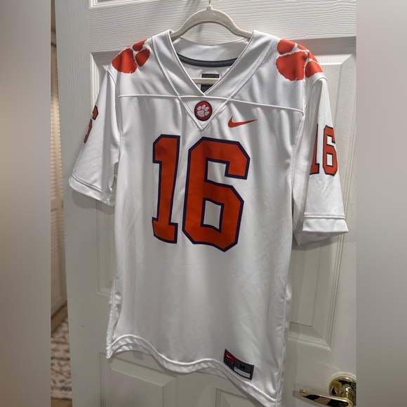 Nike Clemson Tigers #16 Football Jersey Size M NCAA College Game Day - Picture 3 of 9